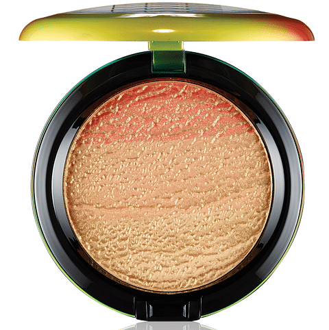 MAC Wash and dry highlight powder 5 Healthy glow bronzing powders for golden beach tan and radiant skin.png